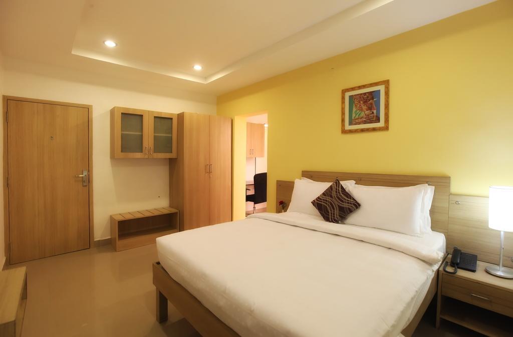 Bluivy Apartamento Chennai Exterior foto